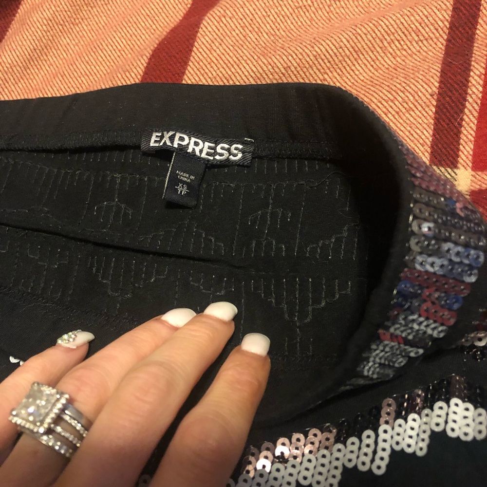 Express Aztec skirt - Picture 2 of 2